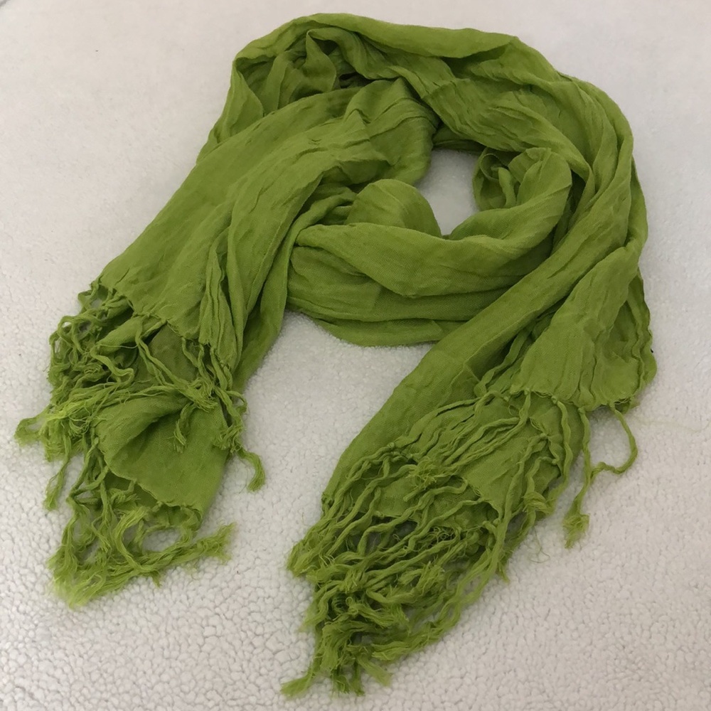 Long green scarf, Express! one size fits all!vintage like new! crinkled woven!